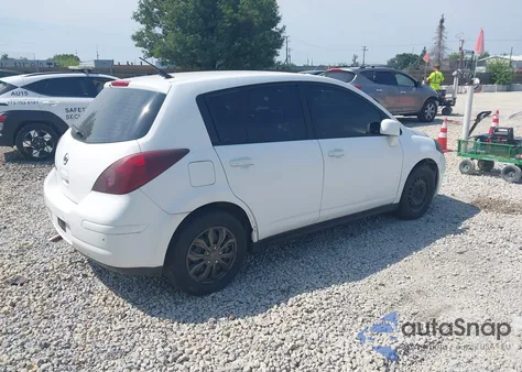2010 Nissan Versa 1.8S из США, поврежденный, VIN 3N1BC1CP4AL458341